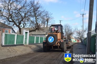 У Цюрупинську починається другий етап з грейдерування вулиць (перелік)