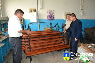 В Олешках тривають роботи з благоустрою