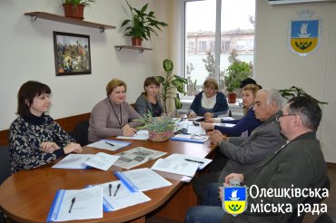 В Олешках визначились з перевізником