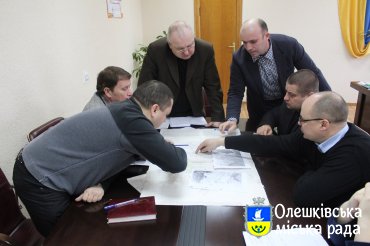 В Олешках спільно намагаються системно вирішити гостре питання