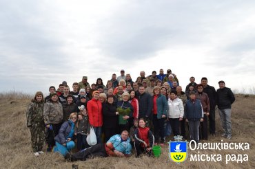 Акція по створенню штучного лісу в Олешках