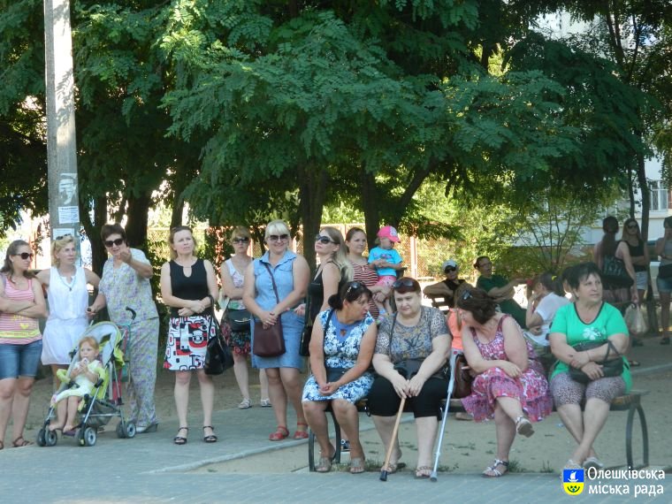 Святкування Деня Конституції України в Олешках