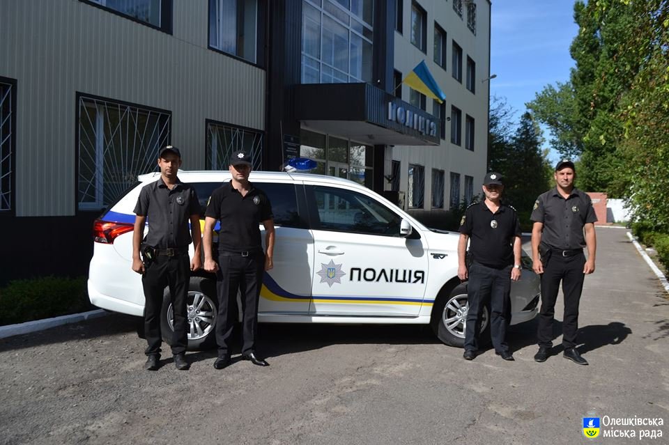 Новий транспорт для олешківської поліції