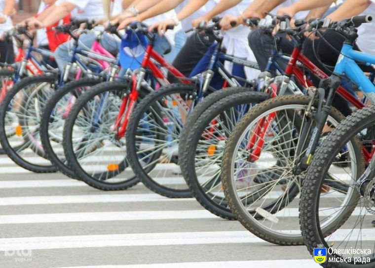 Велопробіг  в Олешках по  пам’ятних місцях