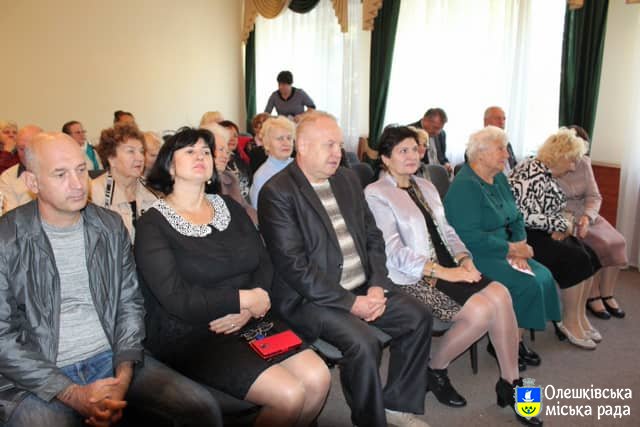 В Олешках відзначили День людей похилого віку