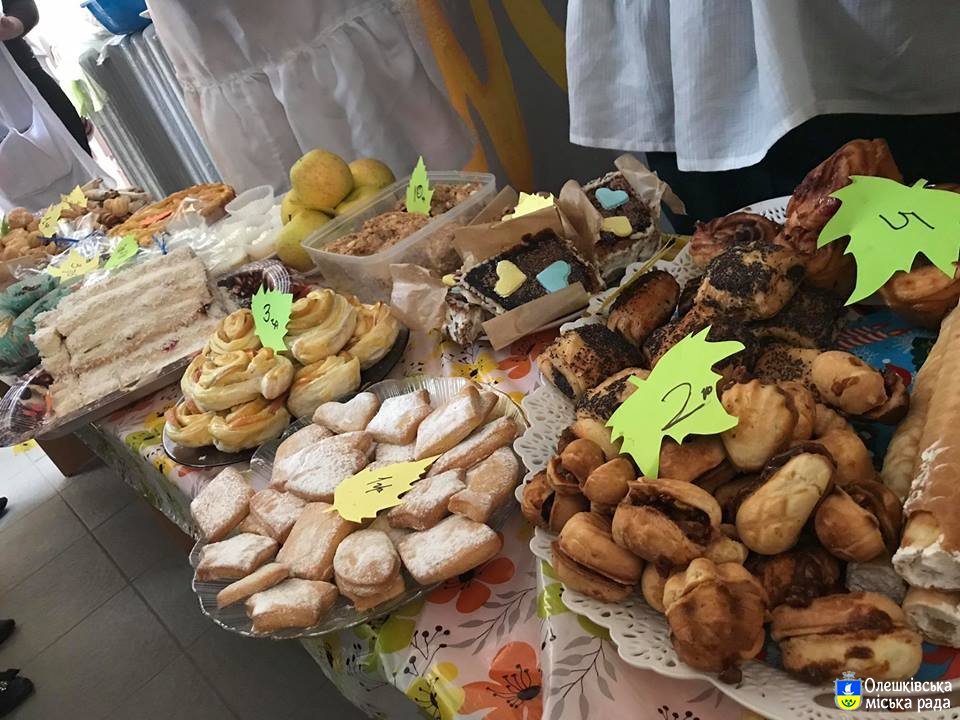 Благодійний осінній ярморок в Олешківському ДНЗ № 3