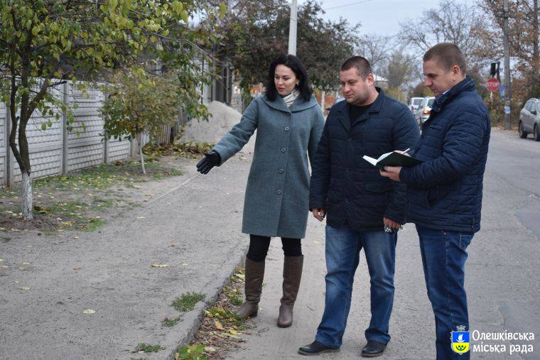 ОЛЕШКІВСЬКА МІСЬКА РАДА НЕ СТОЇТЬ ОСТОРОНЬ ПРОБЛЕМ