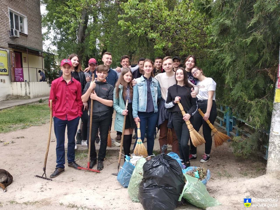 #trashtag: Як українці перетворили міжнародний сміттєвий челлендж  у національну забаву