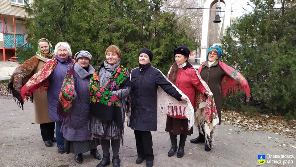 Українська  хустка – мода на усі часи