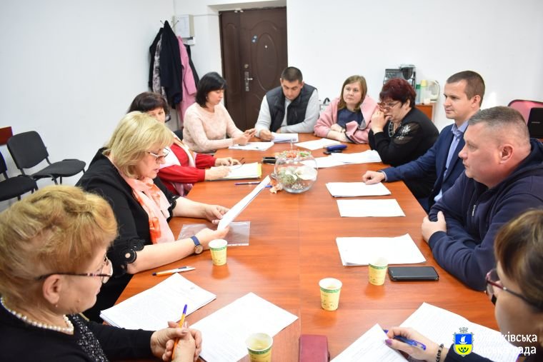 В Олешківській міській раді відбулися планові засідання постійних депутатських комісій