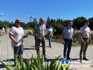 Відбулось покладання квітів з нагоди Дня Конституції України