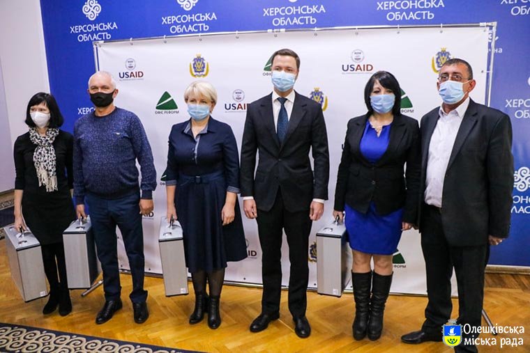 Олешківській громаді передали мобільний кейс